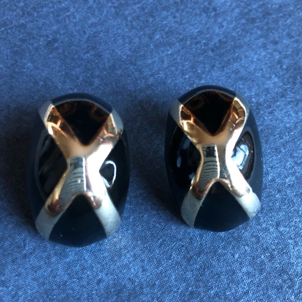 Donald Stannard clip on earrings